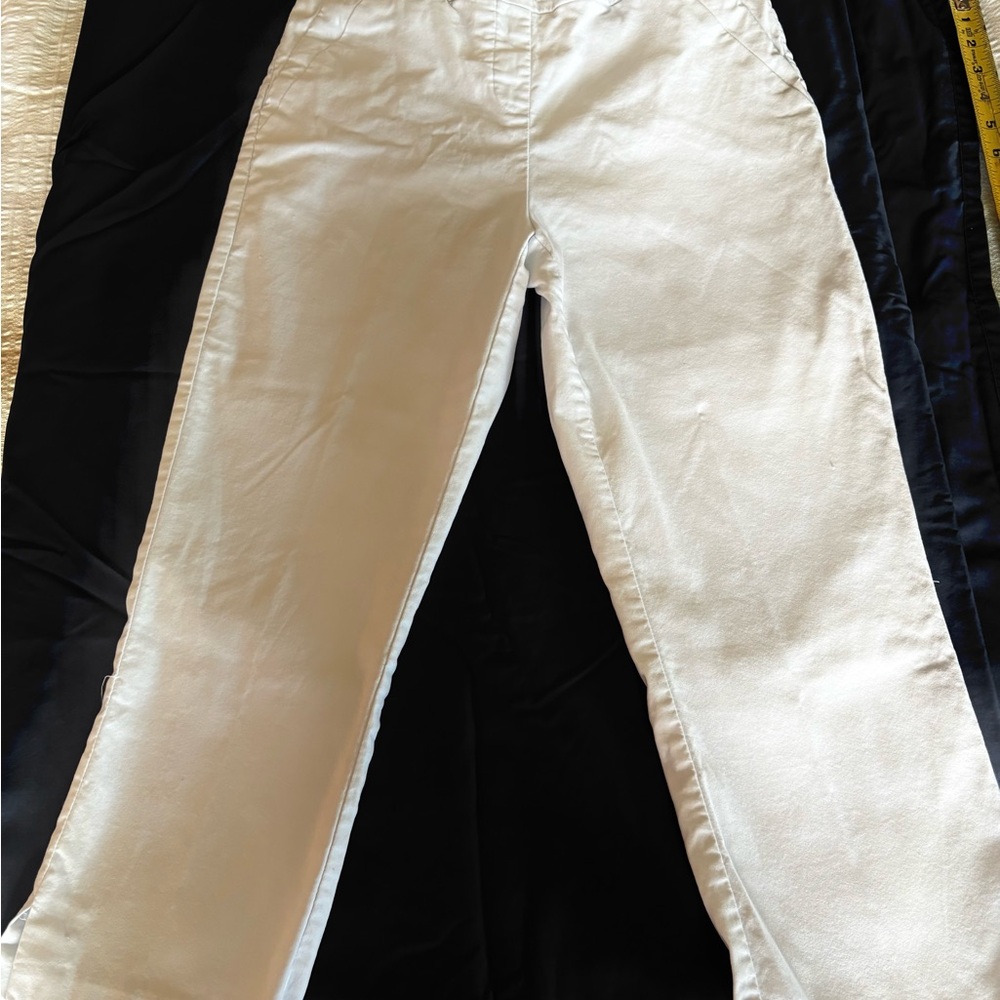 Tribal white  capris.  Excellent condition, size 10.